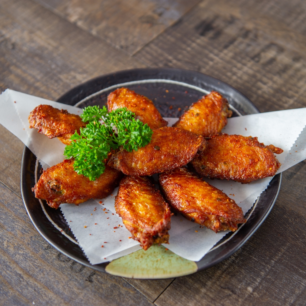  One36 Mid Wings